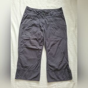 MEC Women's Gray Capris Size 2